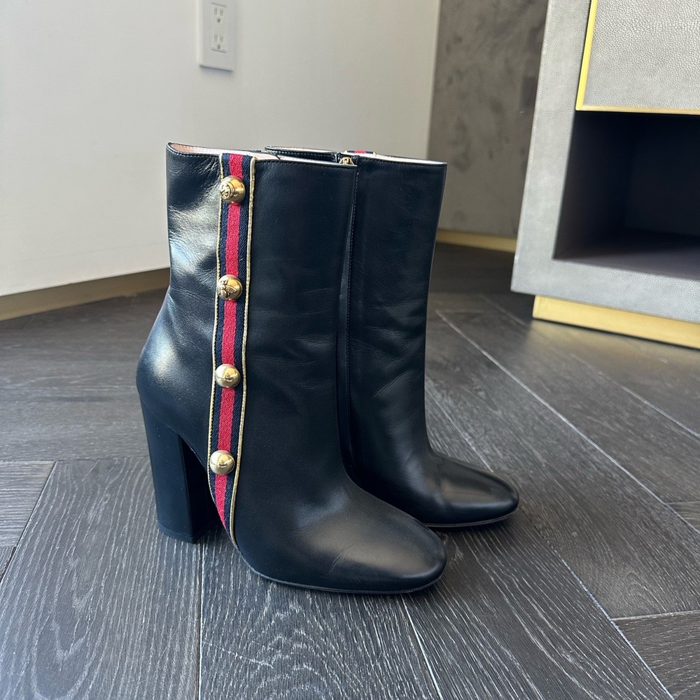 Black Leather Women's Boots